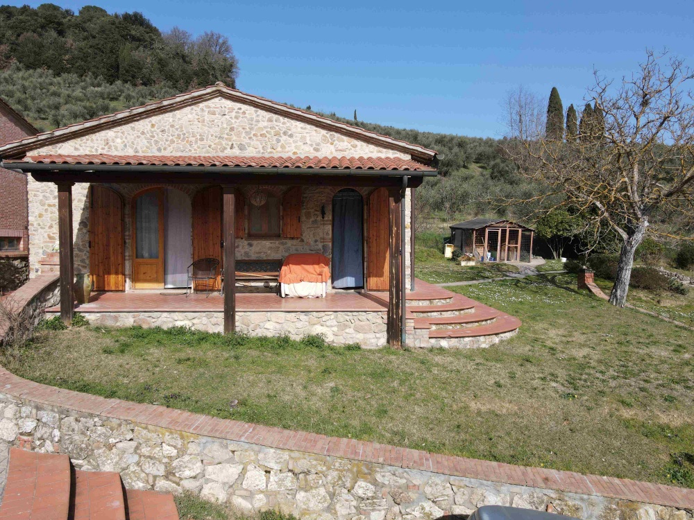 house with swimming pool san gimignano
