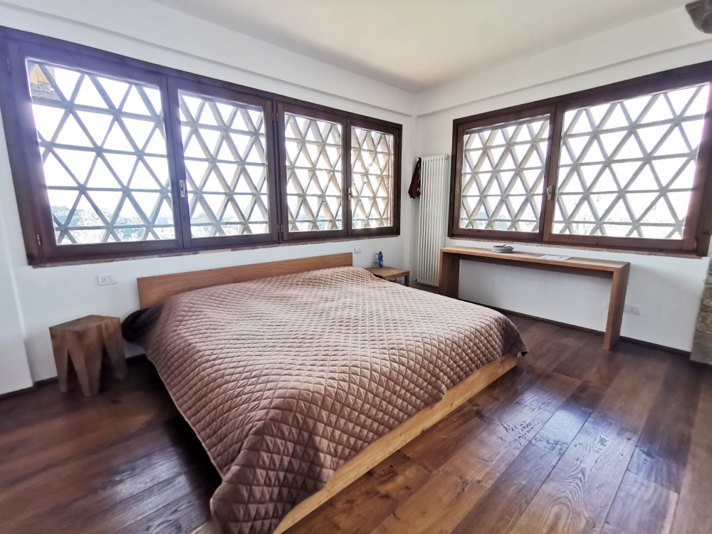 Farmhouse castelfalfi bedroom